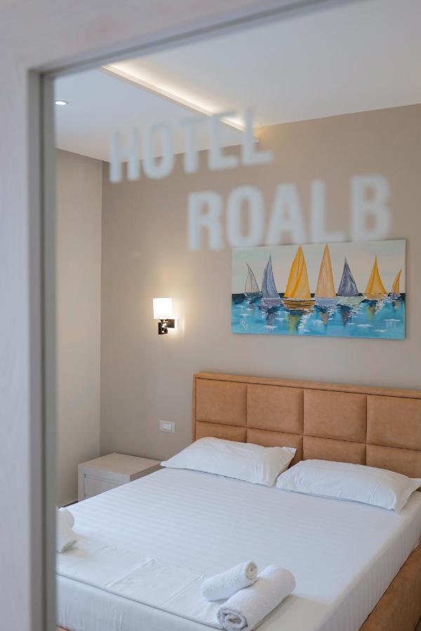 Hotell Roalb Radhimë