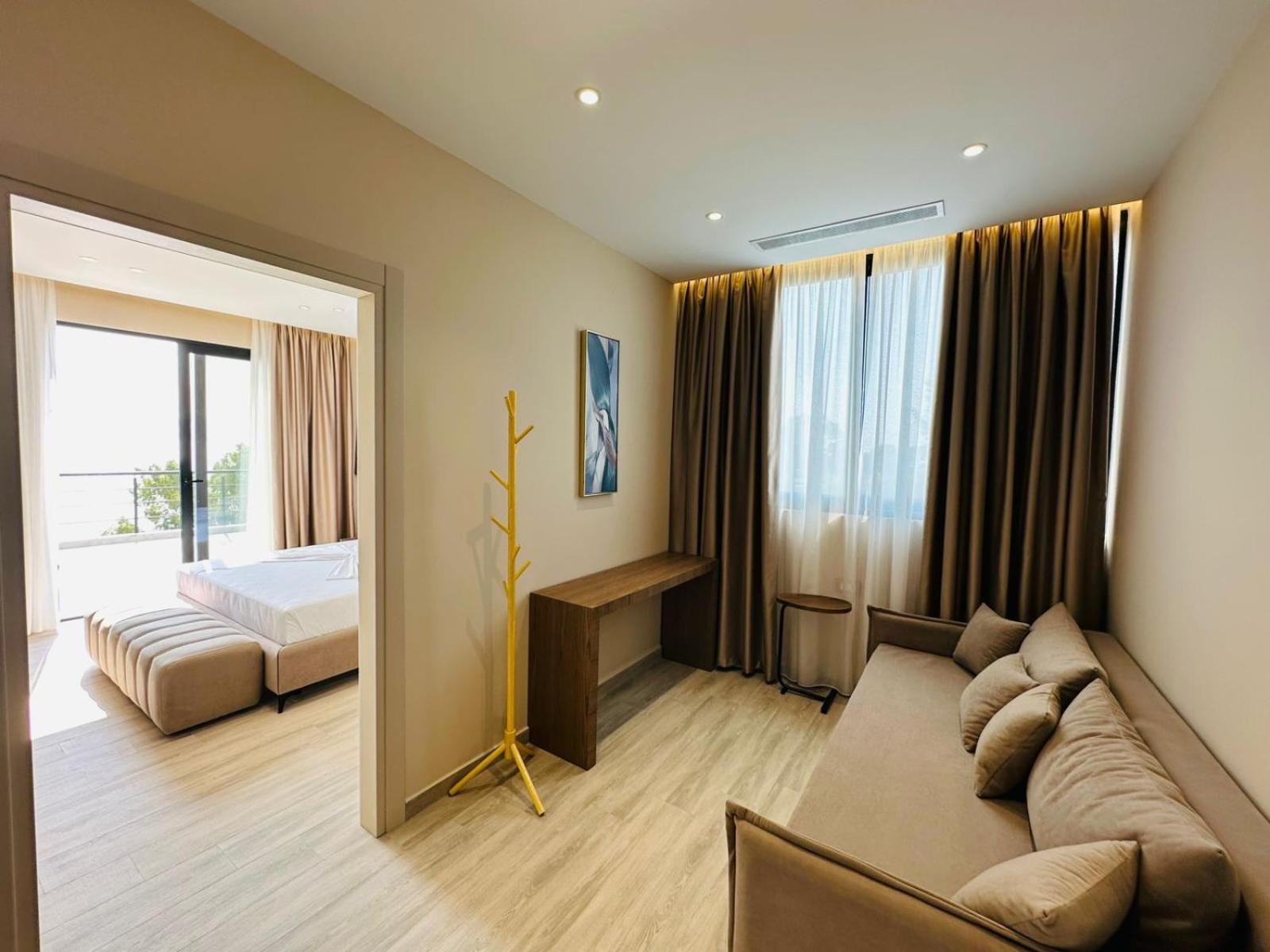 Roalb Hotell 4*